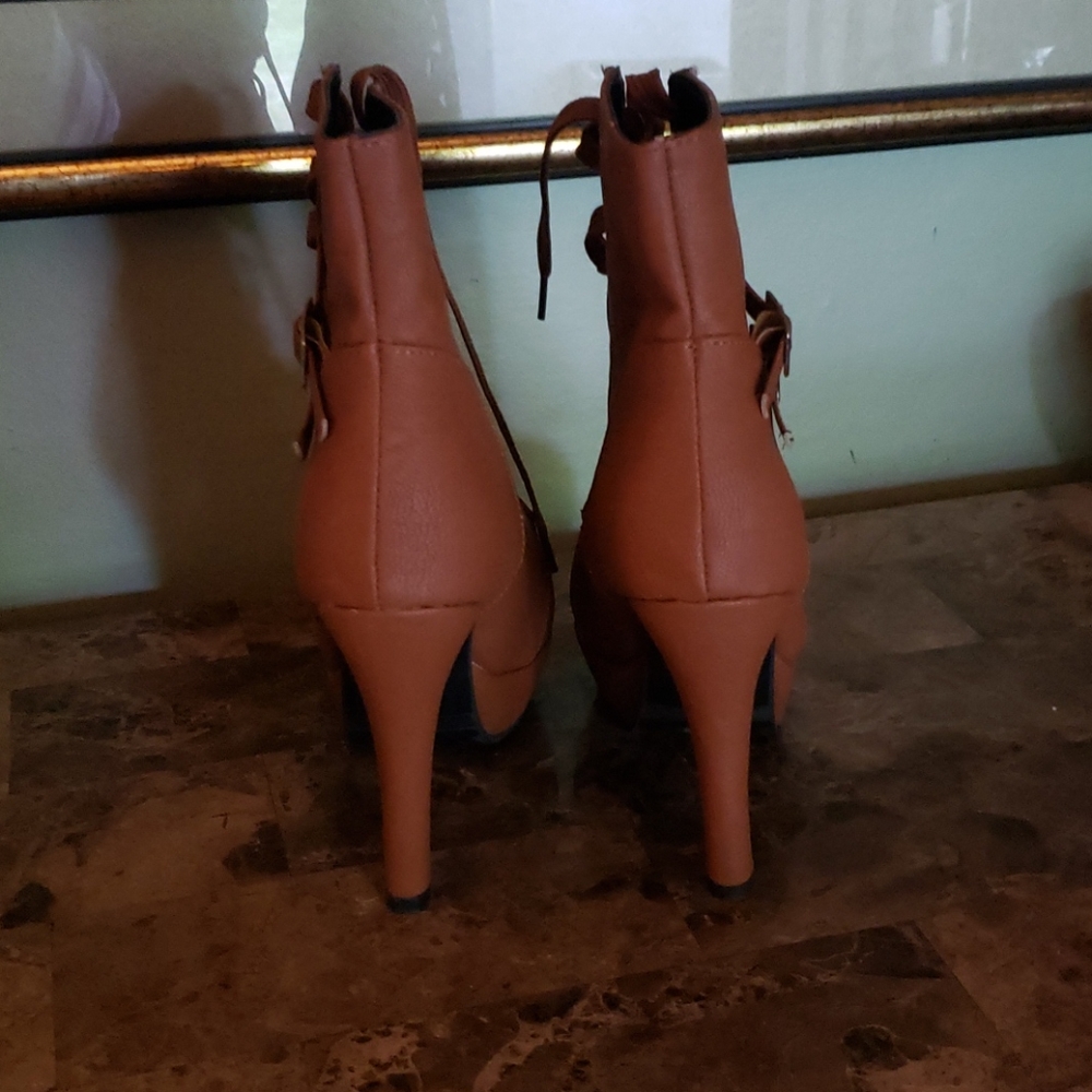 New Tonylida 245 4 1/2" Heel - Picture 3 of 11